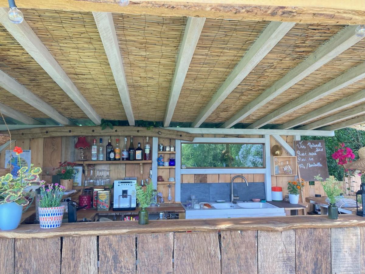Cabane Bivouac Avec Echelle A L'Ombre Des Chenes Idrac-Respailles Εξωτερικό φωτογραφία